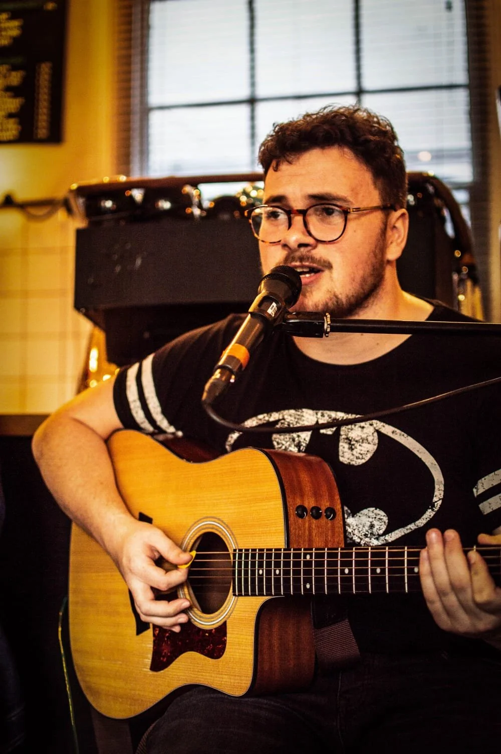 Rory Jeffers — acoustic singer Acoustic Rock performing live for Atmosphere Agency in Belfast, Northern Ireland