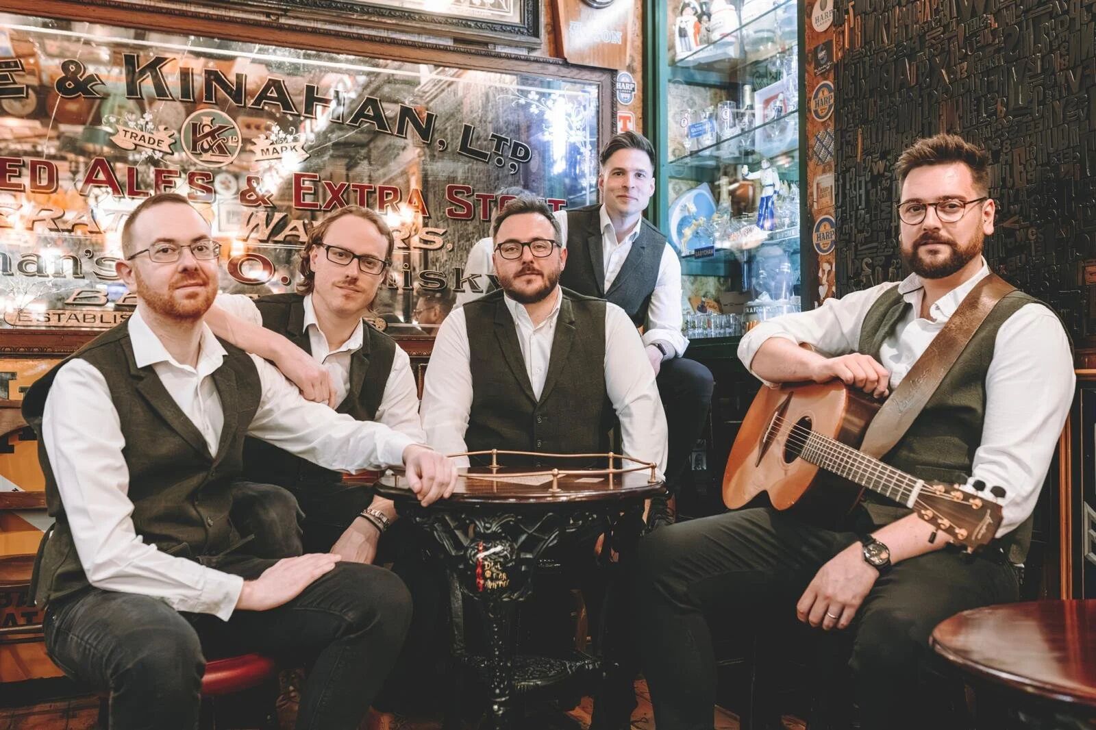 Fifth Avenue — live Wedding · Function Band band for Belfast and Northern Ireland weddings, corporate events and private parties